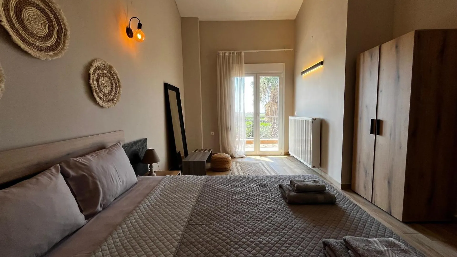 Jordan'S Garden Maisonette Nea Moudania 0*,